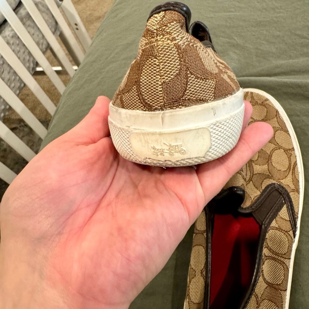 Women Coach espadrilles  color beige and red interior